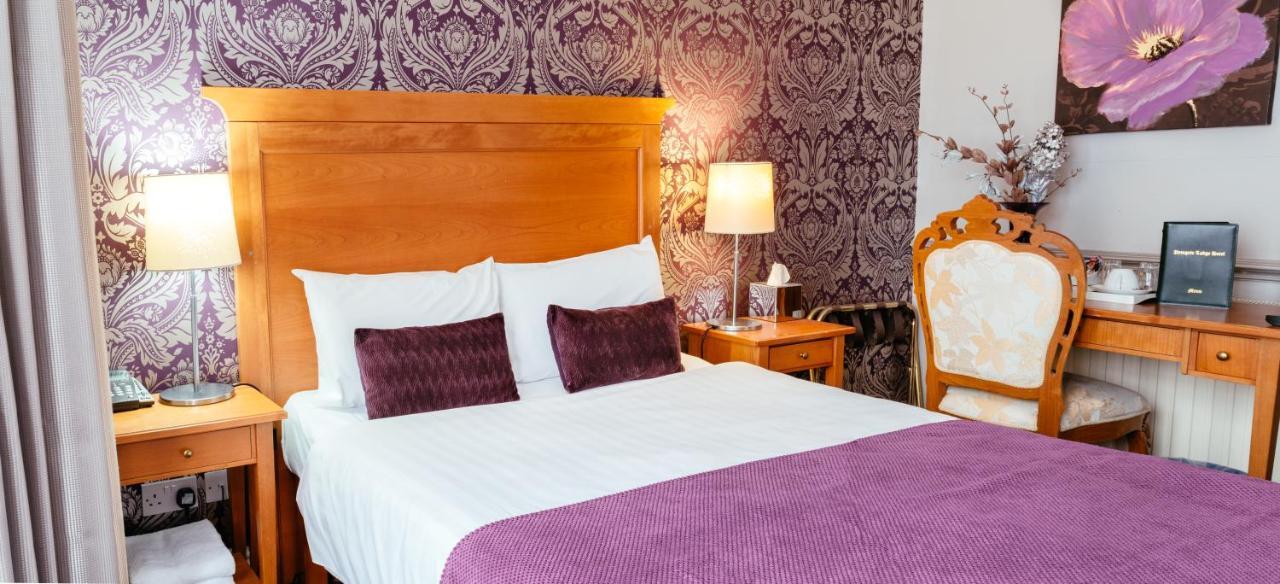 Pymgate Lodge Hotel Manchester Airport Чийдъл Екстериор снимка