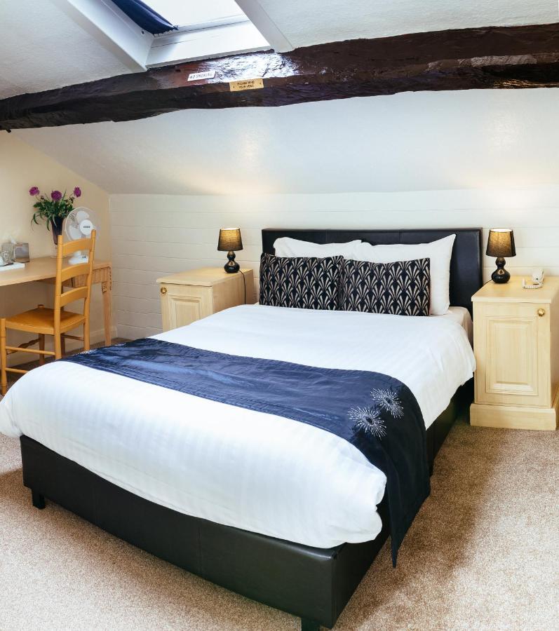 Pymgate Lodge Hotel Manchester Airport Чийдъл Екстериор снимка
