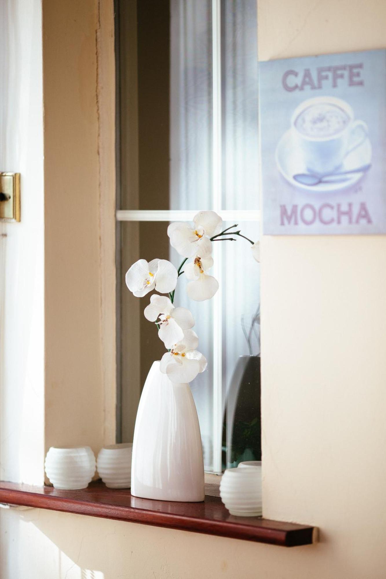 Pymgate Lodge Hotel Manchester Airport Чийдъл Екстериор снимка